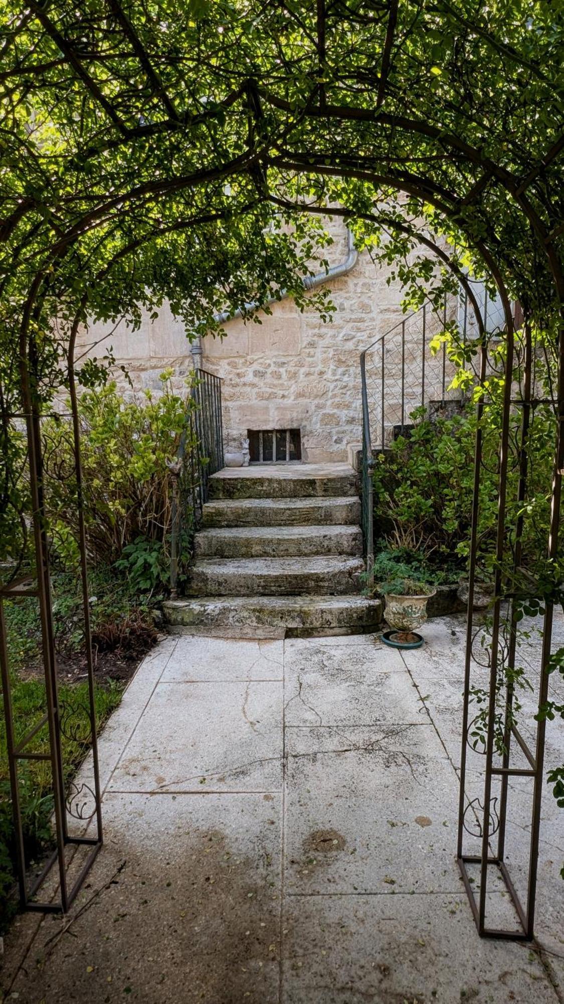 Le Val Du Roy Bed & Breakfast Joinville Exterior photo